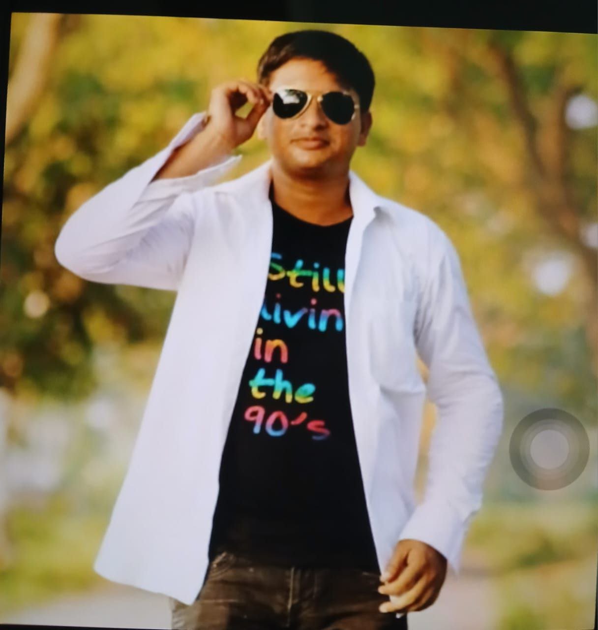 আওয়ামীলীগের একাধিক নেতাকর্মীদের গ্রেফতার করে যাচ্ছে। সে একজন বিএনপিরে এক নিষ্ঠ কর্মী । বিএনপির হয়ে কাজ করে যাচ্ছে। বিপি নাম্বার 8414167793